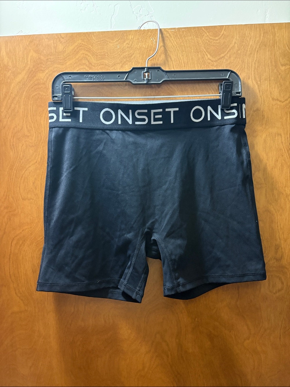 Womenās Black Athletic Shorts